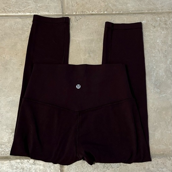 Lululemon Align Crop Legging 21” Black Cherry Size 6 | Retired Color Nulu Fabric - Picture 7 of 8